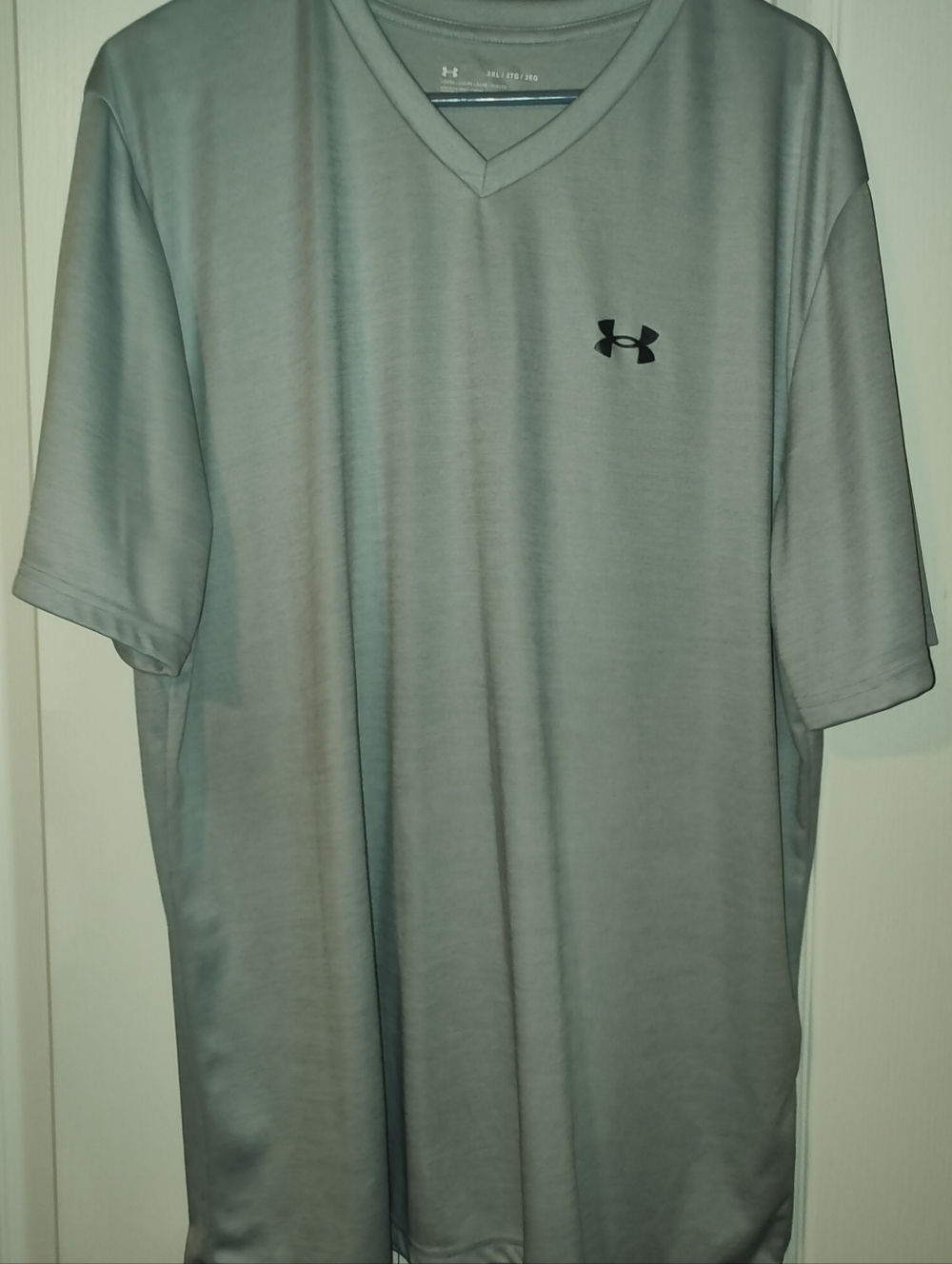 Under Armour Men's V-Neck Performance Shirt - Light Gray with Black Logo XXL